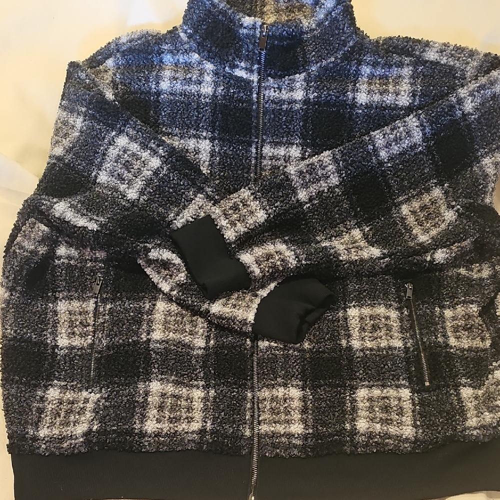Women's 3X Super Soft Black and Gray Plaid Teddy Jacket